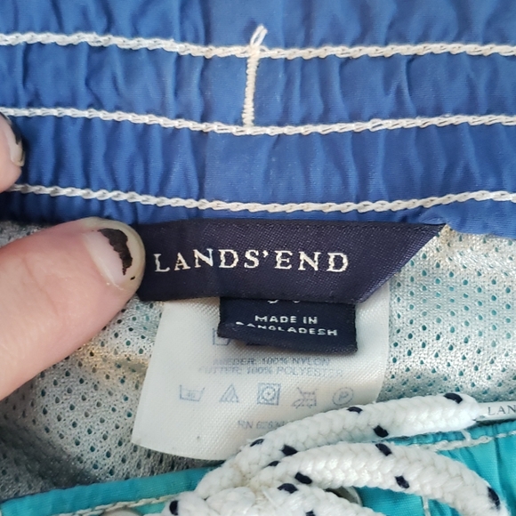 Lands' End Boys Blue Tye-dye Swim Shorts Size M - Picture 6 of 8